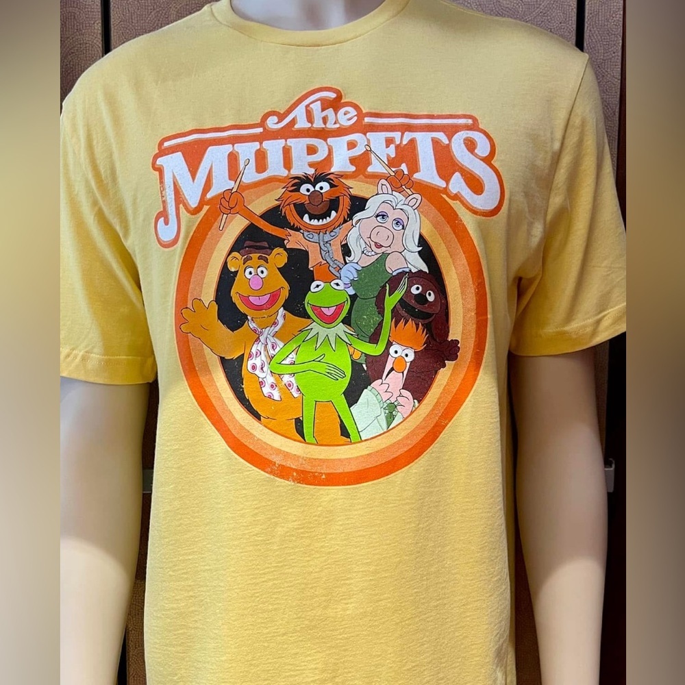 Disney Parks The Muppets Yellow Adult Medium T-Shirt